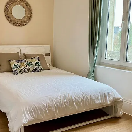 T2 Le Moderne • Netflix • Parking • Gare Apartamento